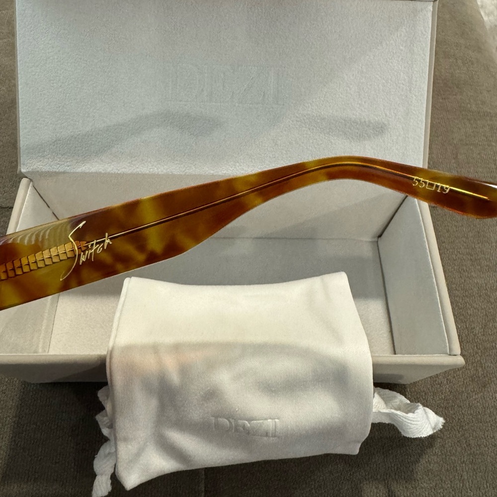 DEZI Switch Orange Tortoise-Blue Sunglasses - Picture 4 of 4
